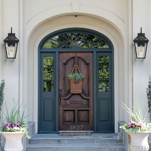 Lanterna da Parete Moderna in Metallo Nero con Vetro Trasparente da 21 Pollici, Set da 2 Applique per Illuminazione di Portico, Patio e Giardino, Lampadine Incluse - Product Image 2