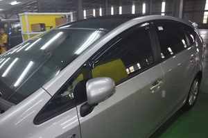 Pare-soleil de fenêtre en PMMA, protection contre les intempéries, ajustement parfait pour Prius v (ZVW40/41) / Prius α (Japon) / Prius+ (Europe) - Product Image 2