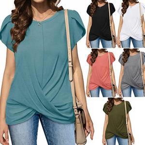 เสื้อยืดแขนสั้นผู้หญิงลำลองพิมพ์ลายโลโก้ปี 2022 ผ้าไม่เป็นขุย แขนทรงกลีบดอกไม้ ชายเสื้อสม็อค ผูกเชือก คอวี ทรงบิดเกลียว - Product Image 1