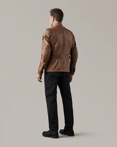 Abrigo de Cuero Marrón Desgastado para Hombre, Estilo Vintage con Cuatro Bolsillos, Hombros Acolchados, Prenda Exterior de Alta Calidad y Diseño Premium - Product Image 6
