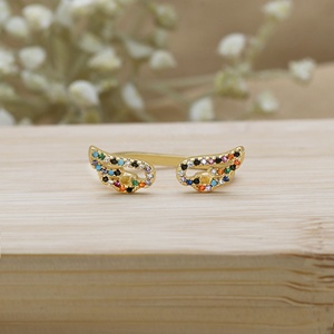 Anillo Ajustable de Plata de Ley 925 con Baño de Oro de 14K y Circonitas Multicolor en Forma de Alas de Ángel, Joyería Fina, Memoria Jewels - Product Image 5