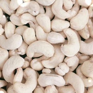 Trusted Supplier Vacuum Packed Cashew <b>Nuts</b> SANTIGO Cashew Cheap Bulk Kaju <b>Nuts</b> - Product Image 1