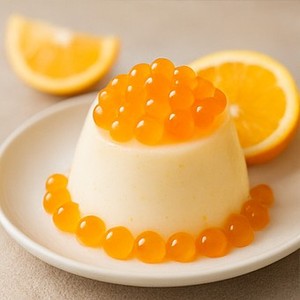 น้ำเชื่อมสีส้มรสสดใสผสมในขวดใส่ชานมและของหวาน - Product Image 4