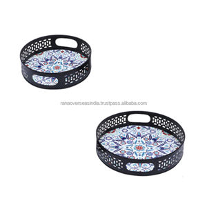 Plateau rond en fer élégant de qualité supérieure avec impression émaillée idéal pour servir du thé, du café et plus disponible dans des designs étonnants - Product Image 6