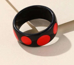 Brazalete de Resina Epoxi Hecho a Mano con Diseño Floral, Color Personalizable, Decoración Artística para el Hogar, Coleccionable, Navidad - Product Image 2