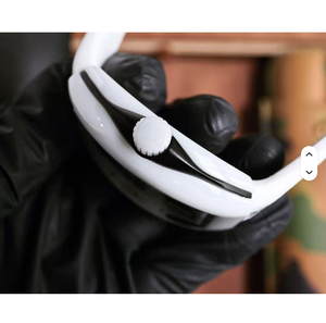 Montre mécanique de plongée avec boîtier carré en ABS orné de diamants, lignes parfaites et symétrie, résistance à l'eau 5 ATM, fermoir papillon - Product Image 2