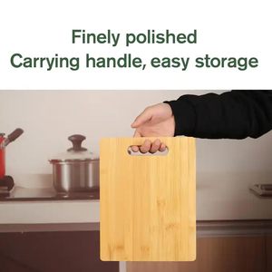 Planche à découper en bois artisanale de qualité supérieure, finement polie, pour la cuisine, idéale pour couper les légumes - Product Image 4