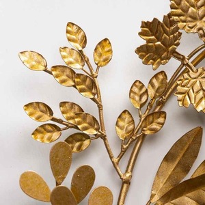 Elegante Corona de Hojas Mixtas en Metal Dorado con Follaje Detallado, Perfecta para Decoración de Pared en Otoño, Acción de Gracias o Festividades - Product Image 4