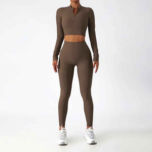 Conjunto de Yoga Personalizado con Logotipo en Tallas Grandes para Diferentes Colores, Nuevo Diseño de Última Moda para Mujer, Conjunto de Yoga para Venta al Por Mayor - Product Image 1