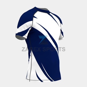 T-shirt de compression athlétique pour homme avec logo frontal en tissu extensible – Équipement d'entraînement pour les arts martiaux - Product Image 3