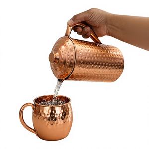 Carafe à eau en cuivre artisanale avec bec large, poignée courbée, pour servir les boissons, idéale pour la table à manger - Product Image 6