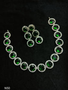 Ensemble de bijoux de mariée en diamant américain classique Collier et boucles d'oreilles en deux pièces pour mariage Style classique à la mode - Product Image 3