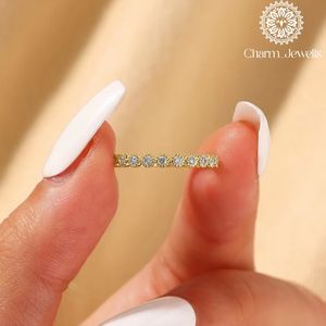 Anillo de Eternidad de Plata con Moissanita para Mujer, con Engaste de Puntas, Anillo de Compromiso Clásico, Certificado IGI, 3g - Product Image 2