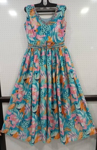 Vestido Anarkali de Fiesta Elegante y Listo para Usar, para Mujer, con Hermoso Estampado Digital, de Secado Rápido, para Todas las Temporadas, en Material Chinon - Product Image 3