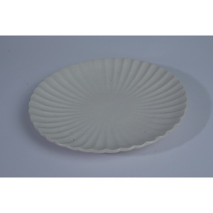 Custom Designed Porcelain Dessert <b>Plate</b> with Section Dividers for <b>Snacks</b> & BPA-Free - Product Image 2