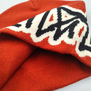 Gorro de Punto Jacquard de Diseño de Primera Calidad con Logotipo Personalizado, Gorro Reversible Disponible a Bajo Precio - Product Image 4