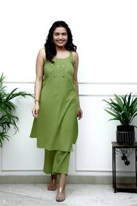 Conjunto coordinado de Kurti y pantalón de algodón slub de la mejor calidad, elegante, moderno y a la moda, con trabajo de espejo, fabricado en Surat, ropa étnica. - Product Image 5