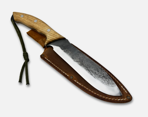 Cuchillo de Caza LEGACY BLADES Hecho a Mano con Hoja de Acero al Carbono, Mango de Madera, Hoja de Punta Caída, Borde Recto, Funda de Cuero, para Uso en Exteriores - Product Image 1