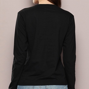 T-shirt à manches longues col en V pour femme, style streetwear du Bangladesh, coupe classique, respirant, avec coutures inversées et bords bruts, toucher doux - Product Image 3