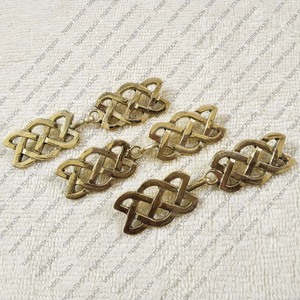 Cierre de capa con nudo celta medieval de latón fundido, herraje decorativo de metal fundido a presión, cierre de nudo TT-7901 M - Product Image 4