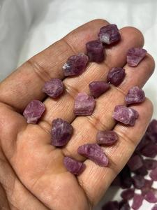 Vente en gros de pierres brutes de tourmaline rose naturelle certifiée IGI, rubellite, pierres précieuses brutes pour la fabrication de bijoux - Product Image 6