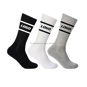Chaussettes de sport personnalisées à faible MOQ avec logo, chaussettes de course personnalisées pour hommes, bas athlétiques, chaussettes mi-mollet - Product Image 1