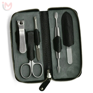 Set de Manicura y Pedicura 10 en 1 de Acero Inoxidable Color Oro Rosa para Bebés y Adultos, Kit Profesional Portátil de Cortauñas con Caja - Product Image 3