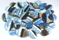 Ópalo Azul Natural, Cabujón Plano, Gemas Sueltas Hechas a Mano para Joyería, Varias Formas y Tamaños, Disponible en 5 kg