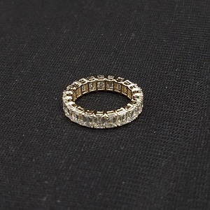 Anillo de Oro Elegante para Mujer, Diseño Minimalista y Estilizado, Joyería Ligera para Uso Diario, Idea de Regalo para Boda, Compromiso o Fiesta - Product Image 4