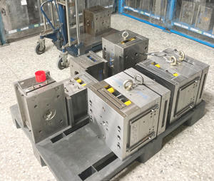 Moule d'injection de précision sur mesure, tolérance de 0,02 mm, pour connecteurs électroniques, pièces de serveur, certifié ISO9001, plastique OEM - Product Image 2