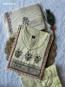 Ensemble Kurti en coton de qualité supérieure pour occasions spéciales, avec pantalon et dupatta, imprimé à la main et orné de miroirs – Fournisseur de Surat - Product Image 6