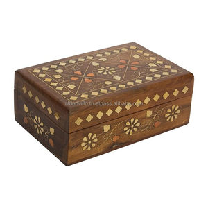 Caja de Joyería de Madera Duradera, Estuche Decorativo para Guardar Joyas y Recuerdos, Organizador de Madera Hecho a Mano en India - Product Image 5