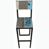 Chaise de bar en bois de bateau recyclé faite à la main, structure en fer noir, tabouret haut en bois recyclé, écologique, durable, pour l'extérieur, style industriel