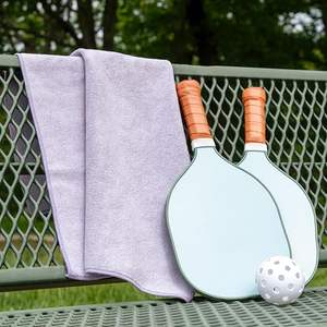 ผ้าเช็ดตัวไมโครไฟเบอร์แบบแห้งเร็ว เป็นมิตรกับสิ่งแวดล้อม สำหรับออกกำลังกายและโยคะ ขนาด 16x27 นิ้ว สำหรับใช้ในบ้านและกระเป๋าออกกำลังกาย - Product Image 1