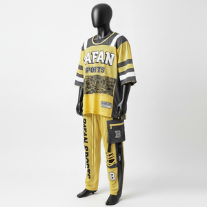 ชุดกางเกงเจอร์ซีย์ตาข่ายพรีเมียมสำหรับผู้ชาย 180 GSM ผ้าโพลีเอสเตอร์ระบายอากาศได้ดี สีเหลืองดำ ดีไซน์แผงสี  โลโก้สั่งทำได้ ชุด 2 ชิ้น สำหรับผู้ชาย - Product Image 4