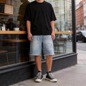 Shorts Bermuda en jean pour homme, motif lettres brodées, taille mi-haute, fermeture élastique, tenue décontractée d'été - Product Image 3