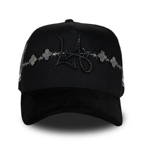 Casquette de baseball en daim de haute qualité avec emblème métallique or rose et strass, chapeau de sport de luxe pour homme - Product Image 4