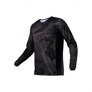 เสื้อจักรยานแขนสั้นลายพรางสีดำสำหรับทุกเพศ ยี่ห้อ WARPRO INDUSTRY ผ้าสแปนเด็กซ์/โพลีเอสเตอร์ 220 กรัม แห้งเร็ว ยืดหยุ่นได้ พิมพ์ลายดิจิตอล - Product Image 1