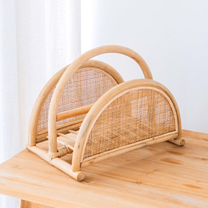 Articles de décoration de bureau en gros, supports en rotin pour magazines, organiseurs de magazines. - Product Image 4
