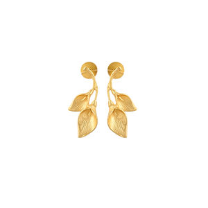 Boucles d'oreilles en laiton de créateur en gros, plaquées or, personnalisées, fantaisie, longues, en forme de feuille, parfaites pour les fêtes - Product Image 1