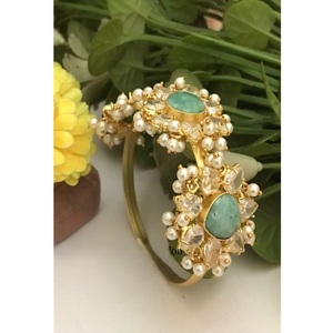 Bracelet en perles véritables de qualité supérieure, design antique fusion, nouveau modèle, idéal pour les fêtes et les mariages, pour femmes et filles. - Product Image 1