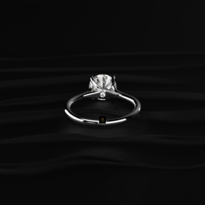 Bague de fiançailles solitaire en or et argent, taille brillant rond, 2 carats, pierre mystique, certifiée IGI, pour mariée intemporelle - Product Image 3