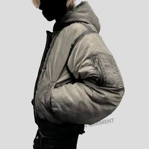 เสื้อแจ็คเก็ตยีนส์เดนิม Sophia รุ่นผู้ชาย ปี 2023 สำหรับฤดูหนาว เคลือบกันน้ำ คอตั้ง กระดุมเขาสัตว์ ย้อมเส้นด้าย สไตล์มอเตอร์ไซค์ ซาฟารี สีพื้น ลำลอง - Product Image 3