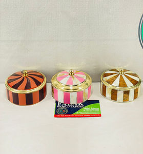 Two Line Eco-Friendly Mother of Pearl Inlay <b>Shell</b> Box with <b>Mirror</b> Polish Round Modern Keepsake Craft Box - Product Image 4