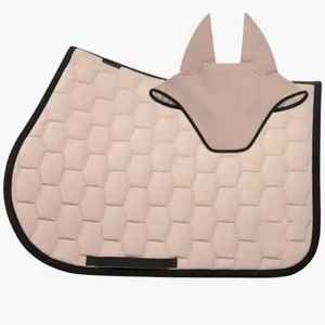 Almohadillas Personalizadas para Sillas de Montar de Caballo – Almohadillas para Montar a Caballo Estilo Western e Inglés |   Proveedor OEM de Artículos Ecuestres |   YASH SPORTS Pakistán - Product Image 4