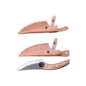 Couteau de Chef Professionnel Personnalisé ENGR TRADERS CO. ETS-073 en Acier Damas VG10, 8 Pouces, Manche en Résine, Ensemble d'Instruments en Bois CE - Product Image 4