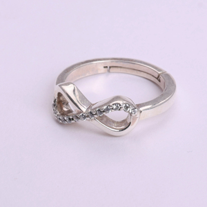 Anillo Infinito de Plata de Ley 925 con Piedras Transparentes, Anillo Ajustable Hecho a Mano, Joyería al por Mayor, Estilo Clásico, Personalizado - Product Image 1