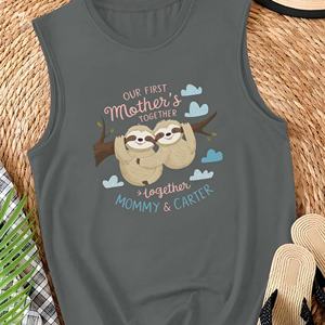 Chaleco de punto informal para mujer con logotipo frontal Nuestro primer regalo para el día de la madre juntos - Product Image 1