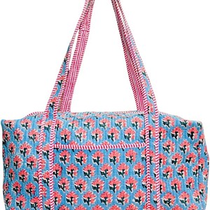Bolsa de lona acolchada de algodón, ecológica, con estampado floral, lavable, para fin de semana, yoga, playa, estilo bohemio. - Product Image 2