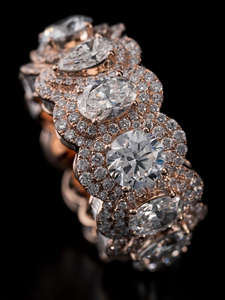 Anillo de Eternidad con Halo de Diamantes de Corte Ovalado de Lujo en Oro Rosa, Anillo de Bodas con Múltiples Diamantes Ovalados para Mujer, Joyería Elegante para Aniversario - Product Image 4